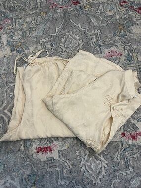 Cabernet Cream Floral Jacquard Mandarin-Style 100% Silk Pajama Set